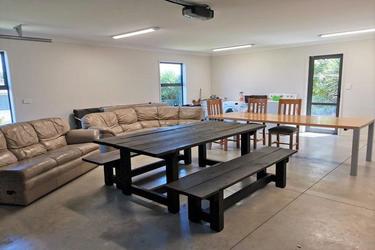 Photo of property in 4 Tuturu View, Ruakaka, 0116