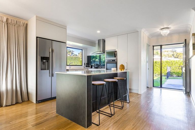 Photo of property in 10 Tom Keven Way, Pukekohe, 2120