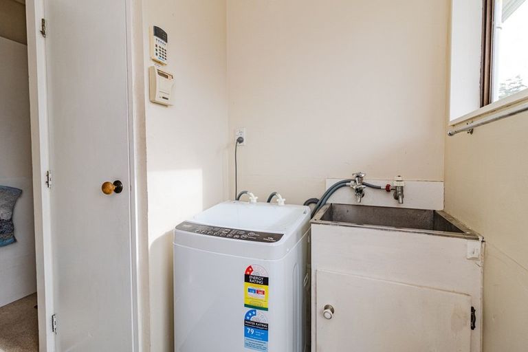 Photo of property in 90a Hinau Street, Castlecliff, Whanganui, 4501