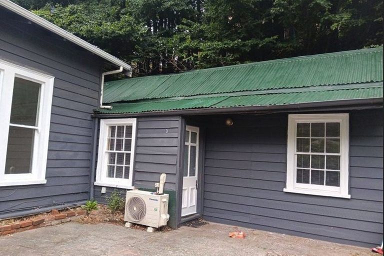 Photo of property in 80 Shakespeare Road, Bluff Hill, Napier, 4110