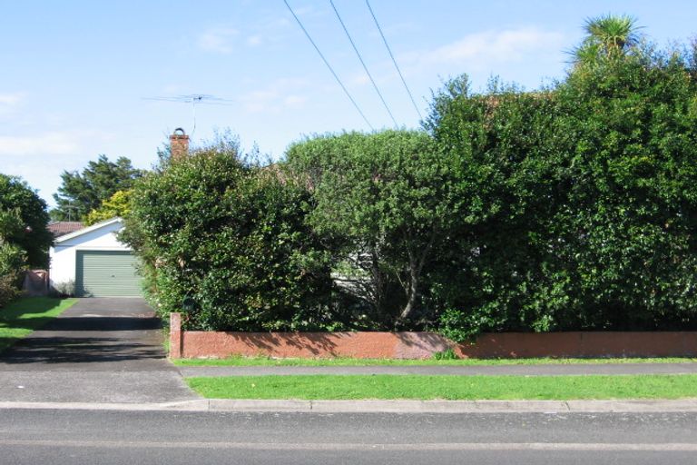 Photo of property in 43 Fairview Road, Papatoetoe, Auckland, 2025
