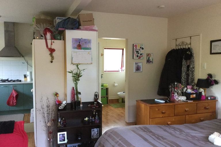 Photo of property in 148 Normandale Road, Normandale, Lower Hutt, 5010