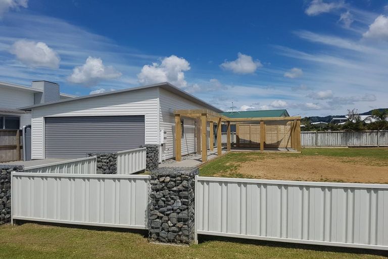 Photo of property in 5 Carina Way, Whitianga, 3510