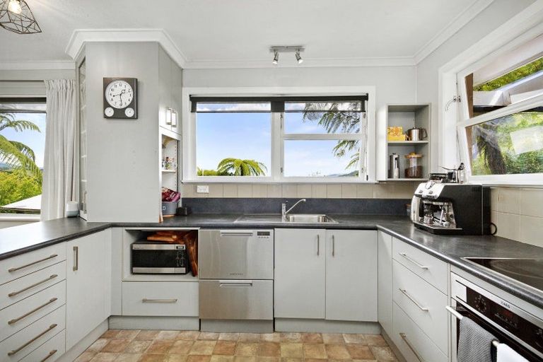 Photo of property in 9 Dawn Grove, Brown Owl, Upper Hutt, 5018