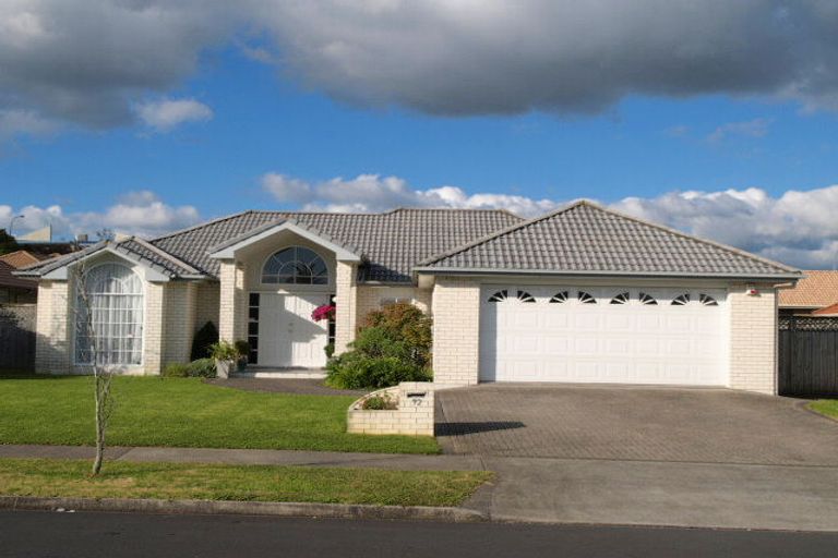 Photo of property in 92 Bob Charles Drive, Golflands, Auckland, 2013