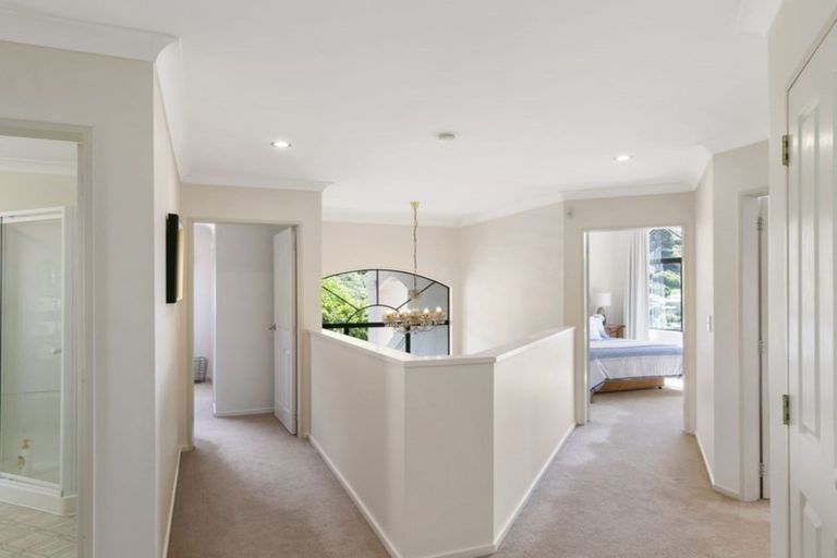 Photo of property in 2 Ridley Green, Churton Park, Wellington, 6037