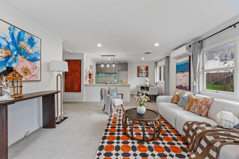 Photo of property in 25a Hewlett Road, Massey, Auckland, 0614