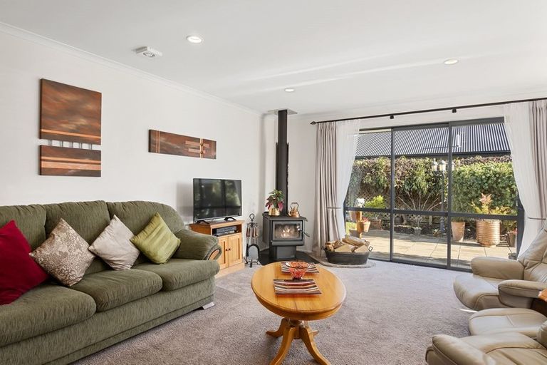 Photo of property in 50 Starveall Street, Brightwater, 7022