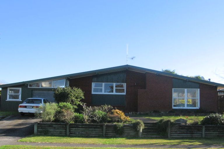 Photo of property in 3 Fuchsia Avenue, Pukete, Hamilton, 3200