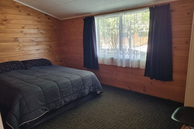 Photo of property in 9 Dampier Avenue, Awapuni, Palmerston North, 4412