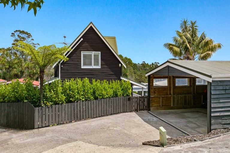 Photo of property in 3/16 Gatman Street, Birkdale, Auckland, 0626