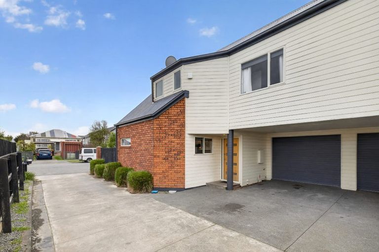 Photo of property in 76 Barbour Street, Waltham, Christchurch, 8011