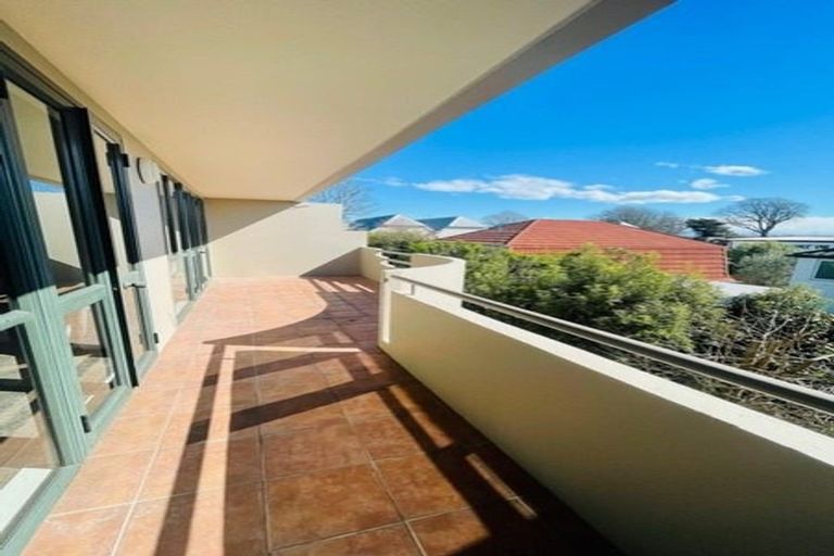 Photo of property in 5/21 Hewitts Road, Merivale, Christchurch, 8014