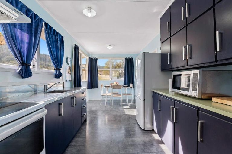 Photo of property in 42 Roger Street, Pukehangi, Rotorua, 3015