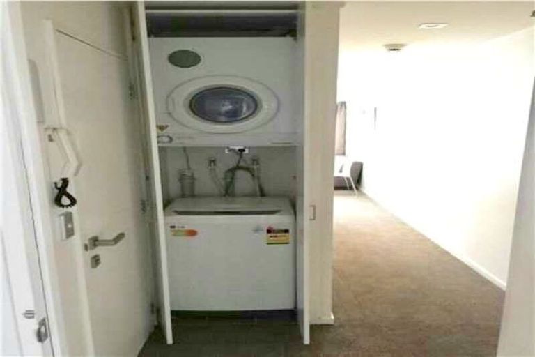 Photo of property in The Volt Apartments, 122/430 Queen Street, Auckland Central, Auckland, 1010