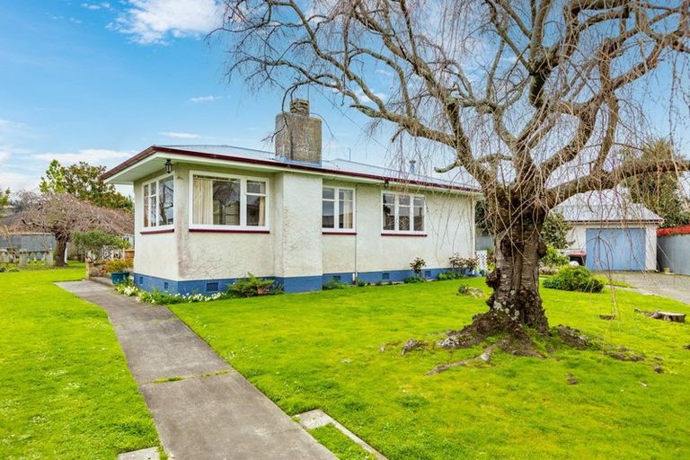 Photo of property in 4 Avon Terrace, Taradale, Napier, 4112