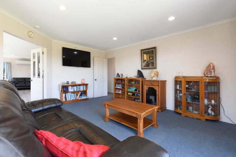 Photo of property in 118 Evans Road, Papamoa Beach, Papamoa, 3118