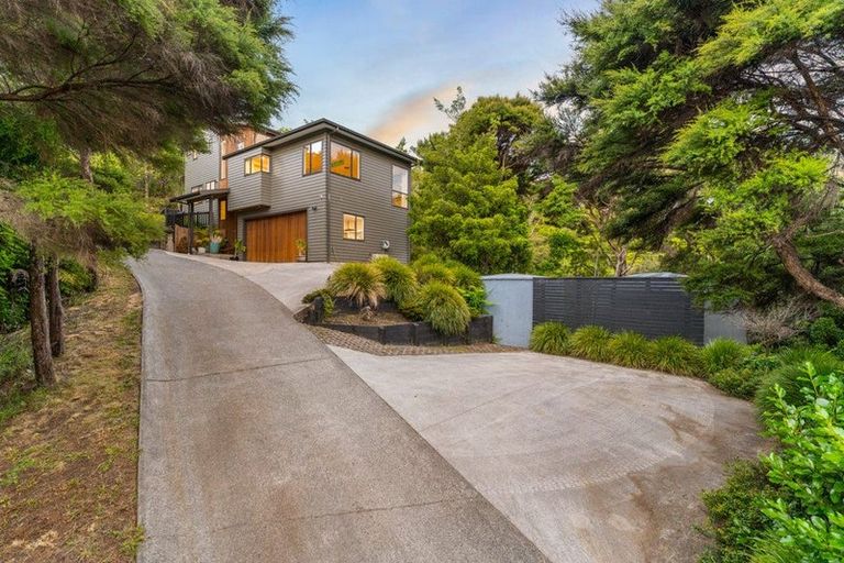 Photo of property in 339 Ridge Road, Paremoremo, Albany, 0793