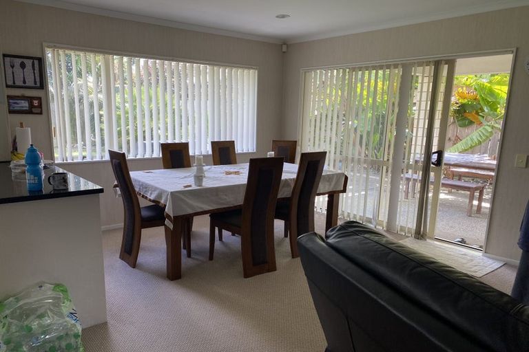 Photo of property in 52 Salford Crescent, Flat Bush, Auckland, 2019