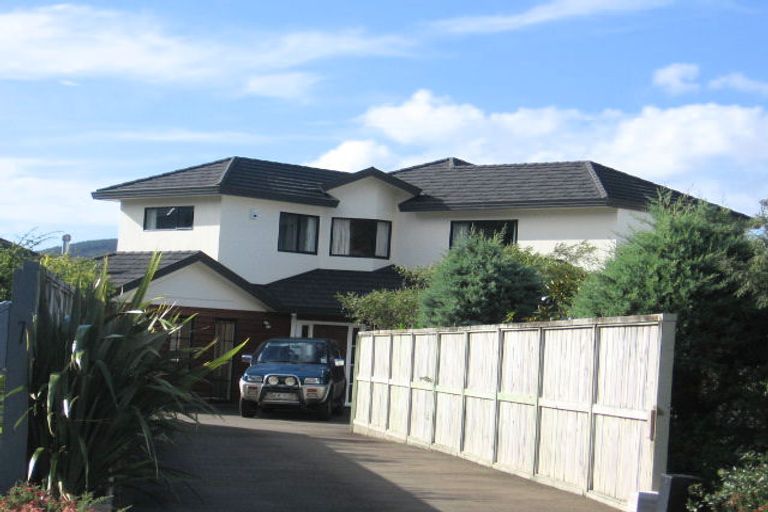 Photo of property in 8 Gresford Place, Churton Park, Wellington, 6037