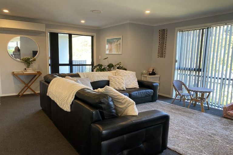 Photo of property in 163 Navigation Drive, Whitby, Porirua, 5024