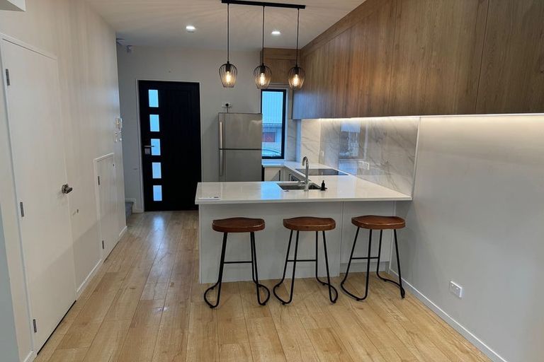 Photo of property in 3/6 Kereru Street, Henderson, Auckland, 0612