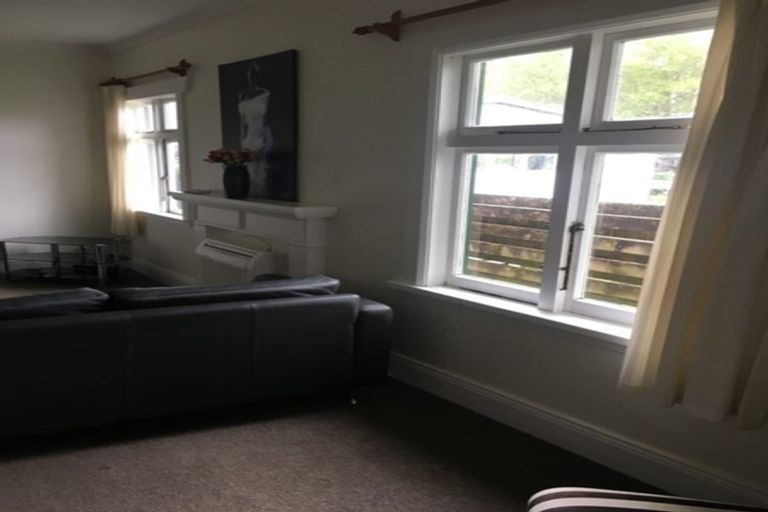 Photo of property in 12 French Street, Moturoa, New Plymouth, 4310