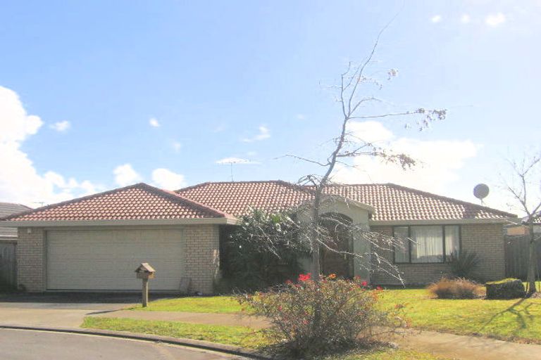 Photo of property in 9 Brittas Place, East Tamaki, Auckland, 2016