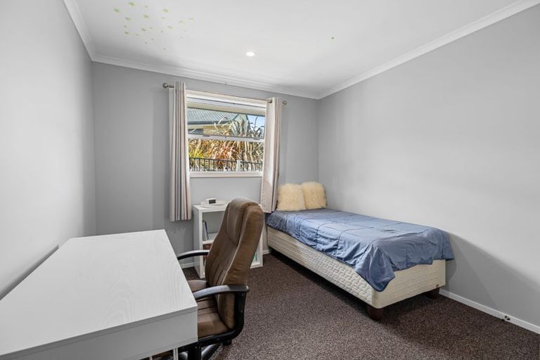 Photo of property in 11 Caldera Close, Pyes Pa, Tauranga, 3112