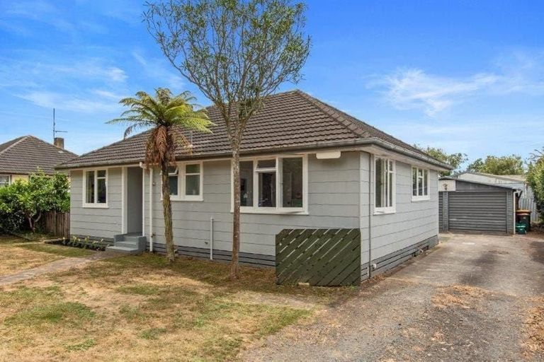 Photo of property in 31 Slim Street, Bader, Hamilton, 3206