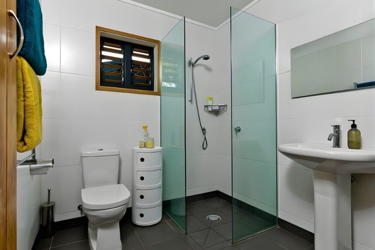 Photo of property in 53a Greenhithe Road, Greenhithe, Auckland, 0632