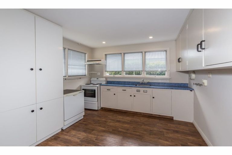 Photo of property in 6 Strathfield Avenue, Dallington, Christchurch, 8061