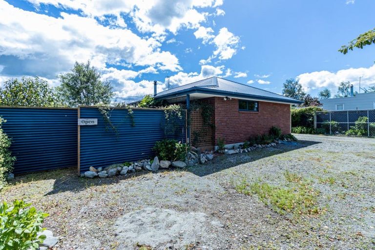 Photo of property in 27 South Terrace Road, Geraldine, 7930