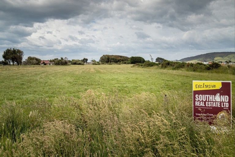 Photo of property in 25 Thomas Road, Orepuki, Riverton, 9881