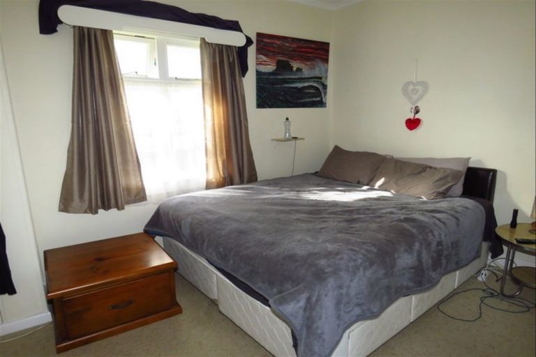 Photo of property in 12 Forbes Street, Westport, 7825