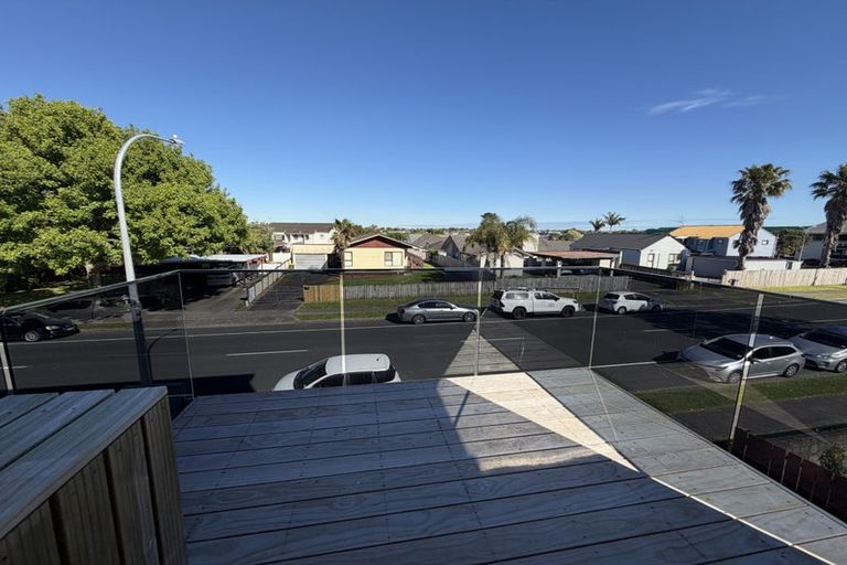 Photo of property in 1/24 Aberfeldy Avenue, Highland Park, Auckland, 2010