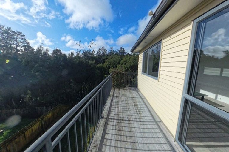 Photo of property in 106 George Deane Place, Greenhithe, Auckland, 0632