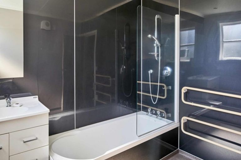 Photo of property in 3 Norris Grove, Taita, Lower Hutt, 5011