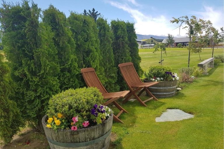 Photo of property in 1 Ash Lane, Cromwell, 9310