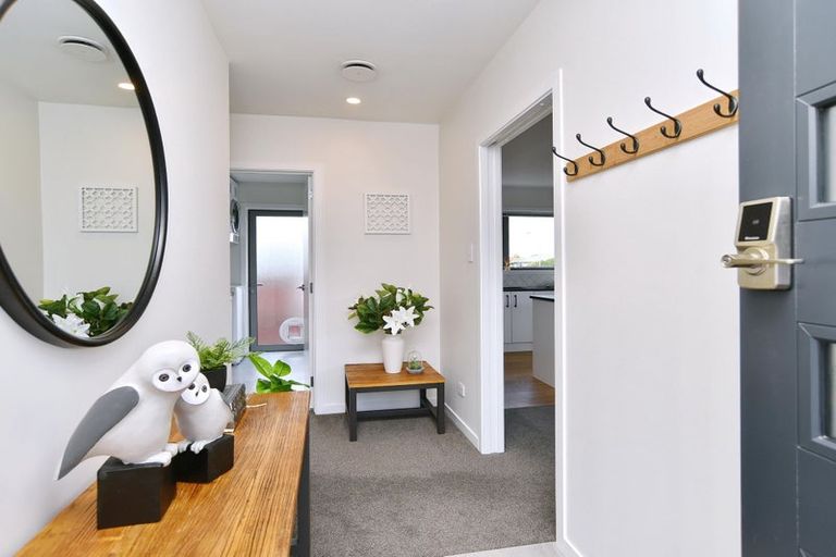 Photo of property in 25 Dunstan Crescent, Hornby, Christchurch, 8042