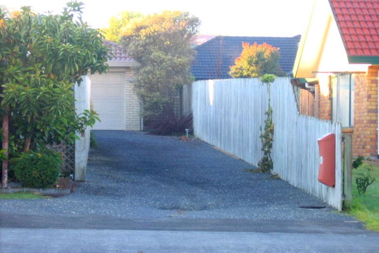 Photo of property in 1/66 Kilkenny Drive, Dannemora, Auckland, 2016