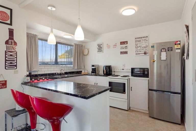 Photo of property in 3a Broadbelt Grove, Levin, 5510