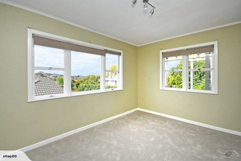 Photo of property in 20a Corunna Road, Milford, Auckland, 0620
