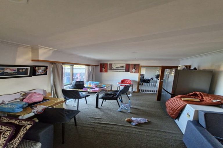 Photo of property in 318 Massey Road, Mangere East, Auckland, 2024