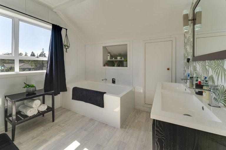 Photo of property in 30 Nelson Street, Mayfield, Blenheim, 7201