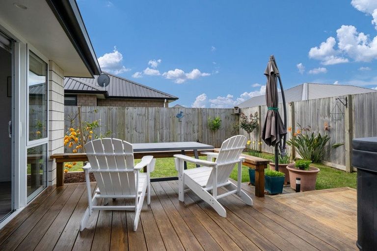 Photo of property in 10 Kaaka Street, Cambridge, 3434