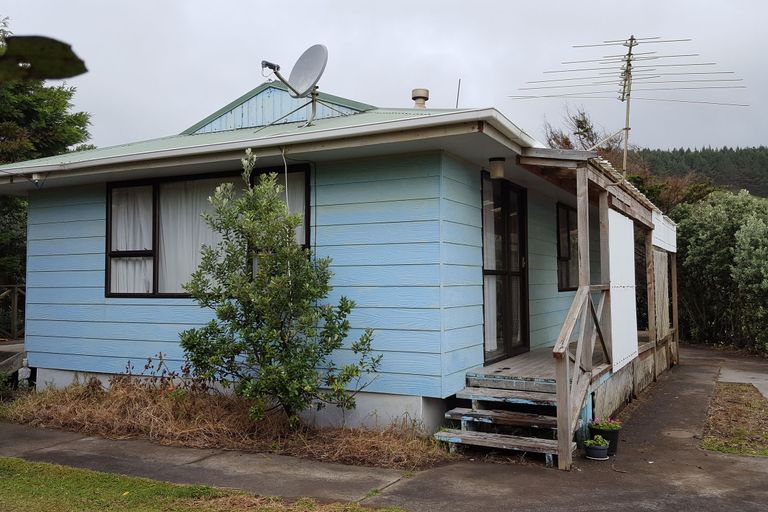 Photo of property in 22 Cordyline Road, Port Waikato, Tuakau, 2695