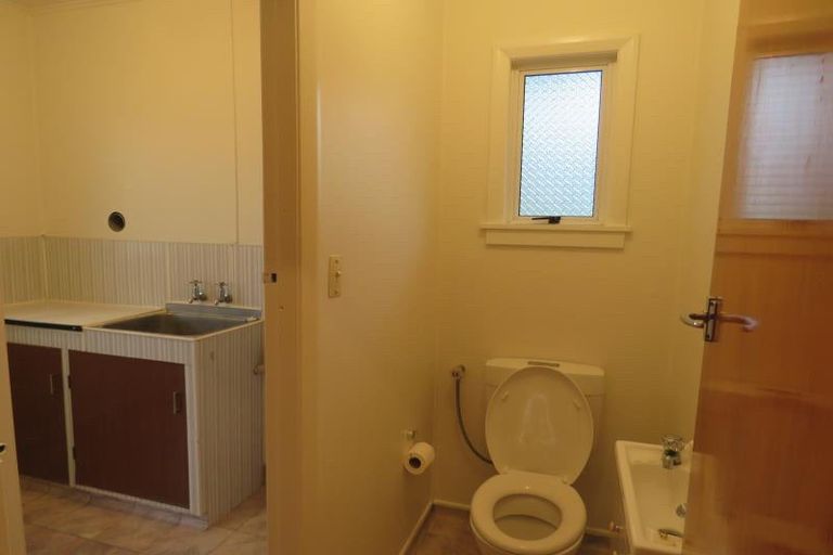 Photo of property in 31 Gaine Street, New Plymouth, 4310