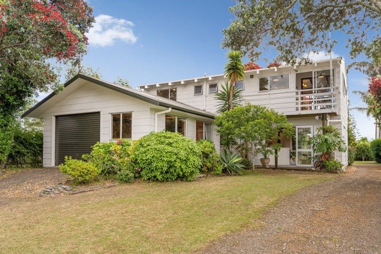 Photo of property in 54 Oyster Drive, Cooks Beach, Whitianga, 3591