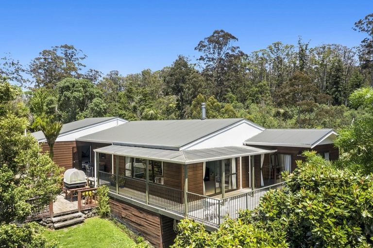 Photo of property in 12 Kerikeri Grove, Kerikeri, 0230